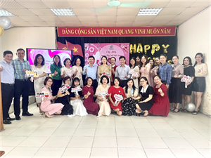 Công ty CP Sách và Thiết bị Trường học Hà Nội chúc mừng nữ CBNV Nhân Ngày Phụ nữ Việt Nam 20-10